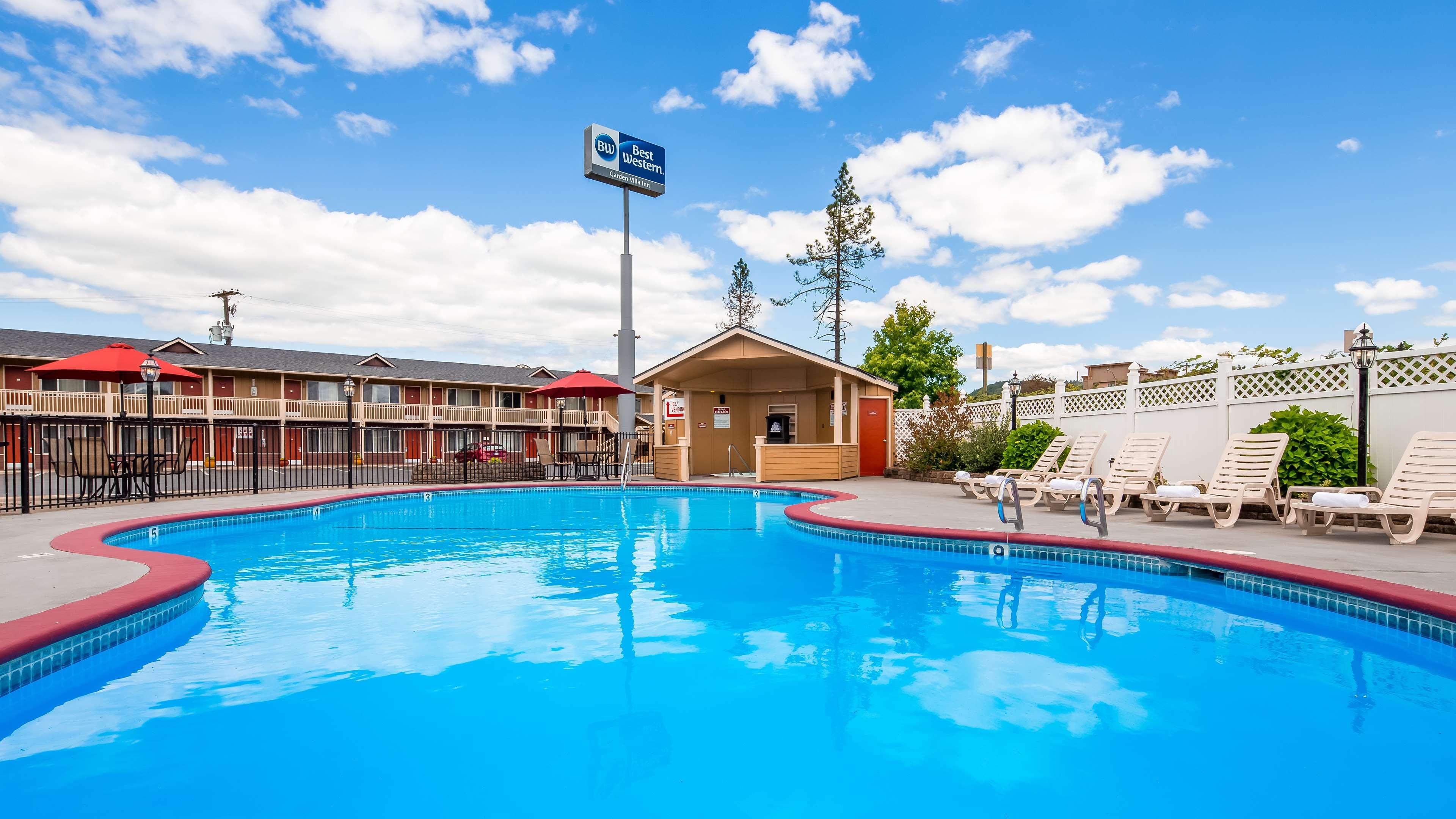 Best Western Garden Villa Inn Roseburg Exterior photo