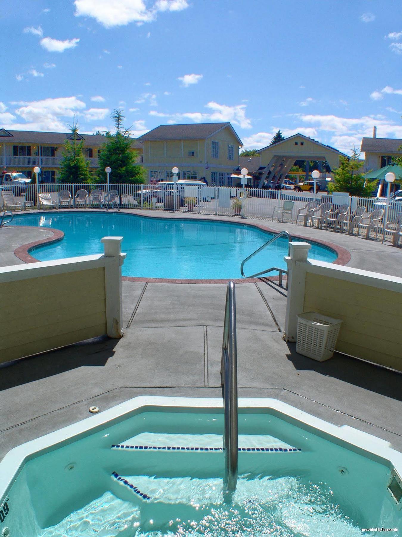 Best Western Garden Villa Inn Roseburg Exterior photo